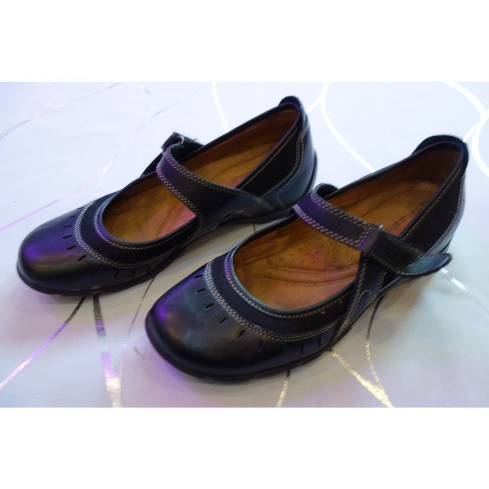 naturalizer mary jane heels